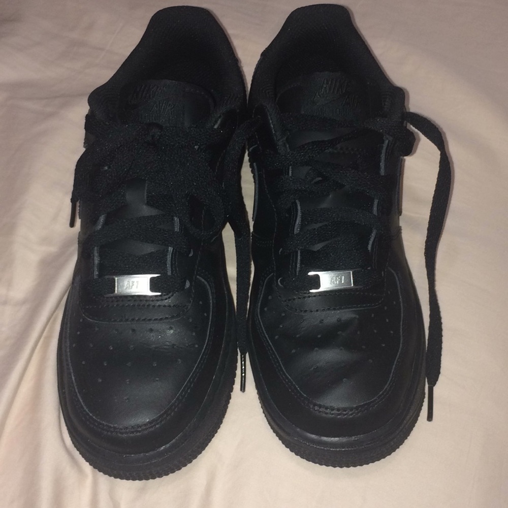 Black Air Force 1 Shoes